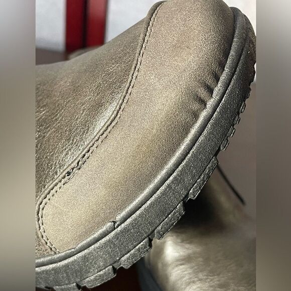 Easy Works by Easy Street Slip-On Slip Resistant Shoes (Size: 10M) - Picture 10 of 14